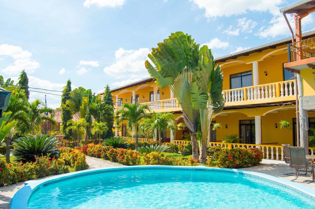 Hotel Antigua קומאיאגואה מראה חיצוני תמונה