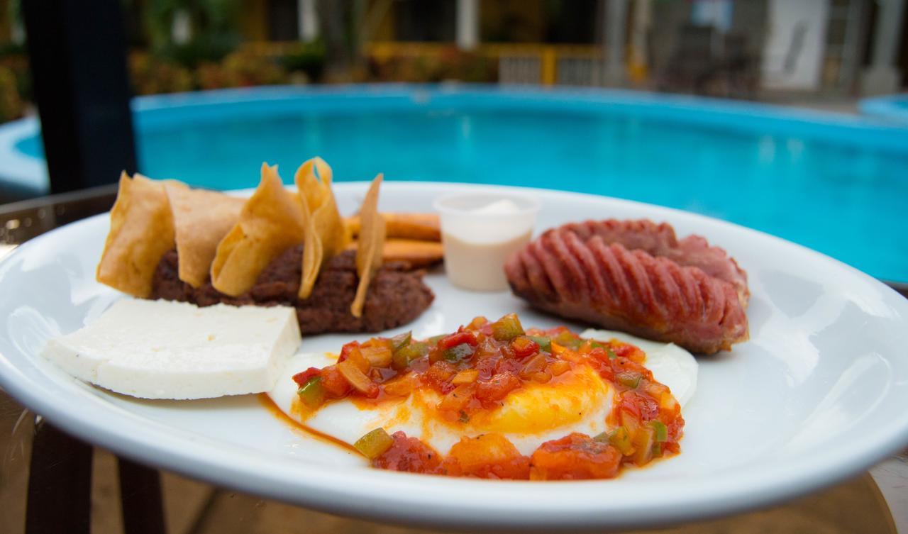Hotel Antigua קומאיאגואה מראה חיצוני תמונה